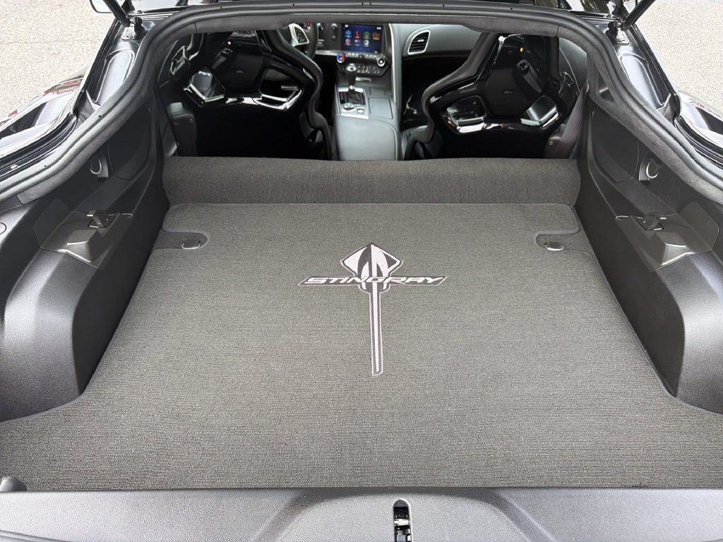 Certified 2015 Chevrolet Corvette Stingray Coupe RWD image 24