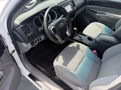 Used 2014 Toyota Tacoma 2WD Access Cab w/ Convenience Package image 15