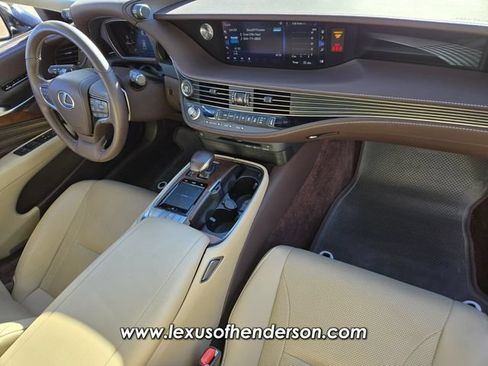 Used 2018 Lexus LS 500 AWD image 17