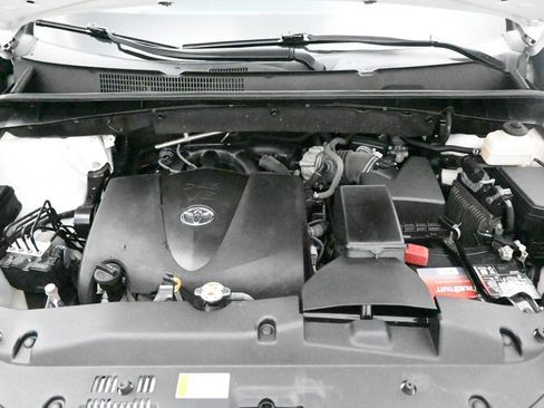 Used 2019 Toyota Highlander Limited AWD/4WD image 28