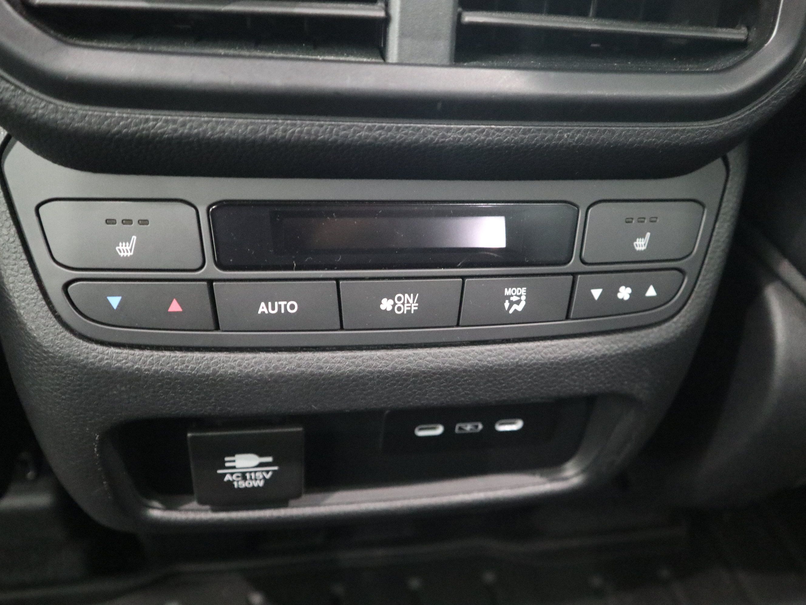 Used 2024 Honda Pilot Elite image 17