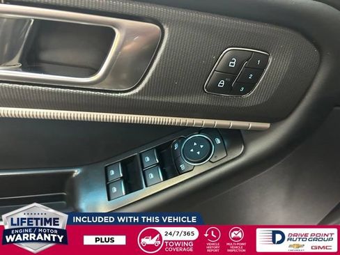 Used 2026 Ford Explorer ST-Line w/ ST-Line Street Pack AWD/4WD image 14
