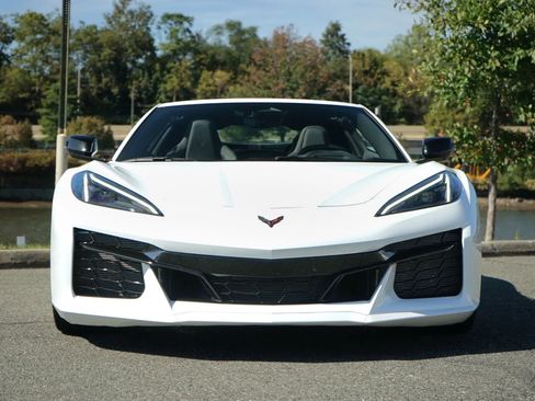 Used 2025 Chevrolet Corvette Z06 image 15