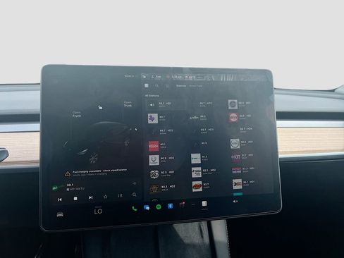 Used 2023 Tesla Model Y Long Range image 14