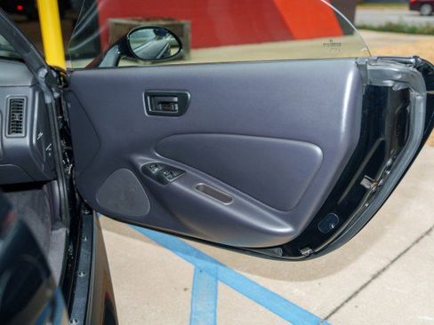 Used 2000 Plymouth Prowler image 16