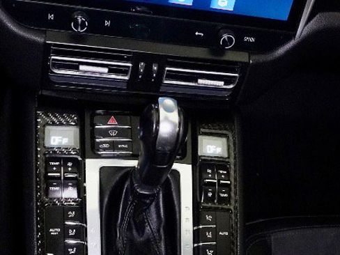 Used 2018 Porsche Macan image 26