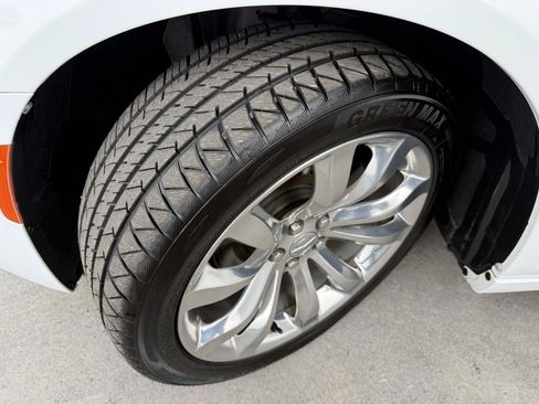 Used 2019 Chrysler 300 Touring L w/ Quick Order Package 2EF RWD image 48