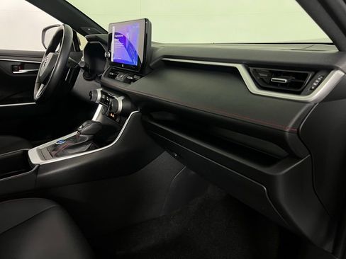 Used 2024 Toyota RAV4 XSE image 32