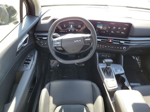 Used 2026 Kia Sportage EX w/ EX Panorama Roof Package FWD image 11