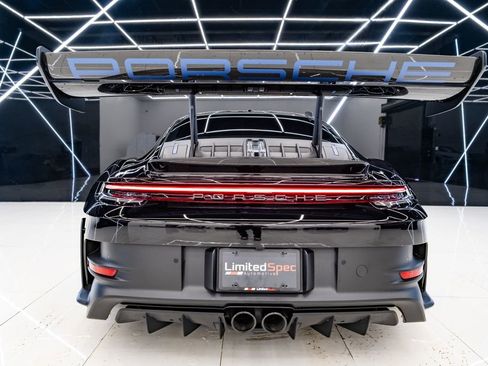 Used 2025 Porsche 911 GT3 RS w/ Weissach Package RWD image 8