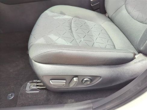 Certified 2025 Toyota RAV4 XLE FWD image 16