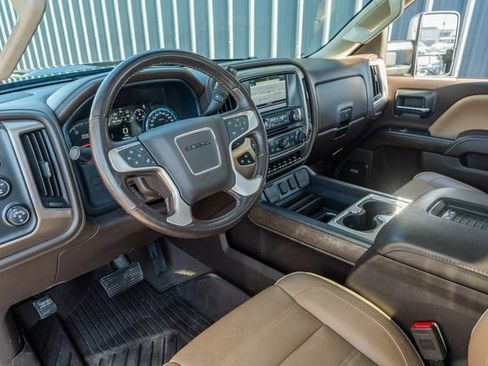 Used 2019 GMC Sierra 2500 Denali w/ Duramax Plus Package image 23