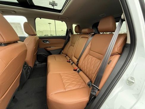 New 2026 Nissan Rogue Platinum w/ Platinum Premium Package image 14