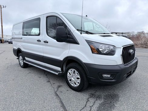 Used 2025 Ford Transit 250 Low Roof w/ Exterior Upgrade Package RWD image 9