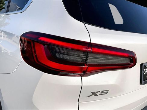 Used 2019 BMW X5 xDrive40i w/ Convenience Package AWD/4WD image 27