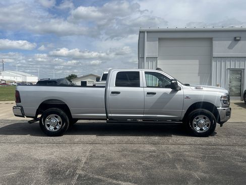 New 2026 RAM 3500 Tradesman image 9
