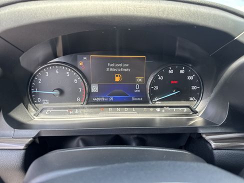 Used 2024 Ford Explorer Limited RWD image 18