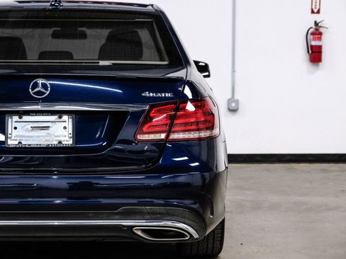 Used 2014 Mercedes-Benz E 350 4MATIC Sedan image 47
