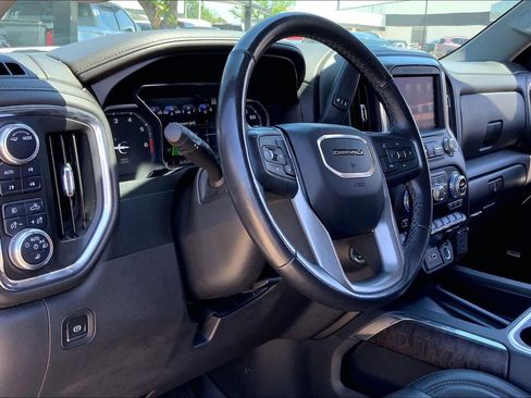 Certified 2021 GMC Sierra 1500 Denali w/ Denali Premium Package AWD/4WD image 17