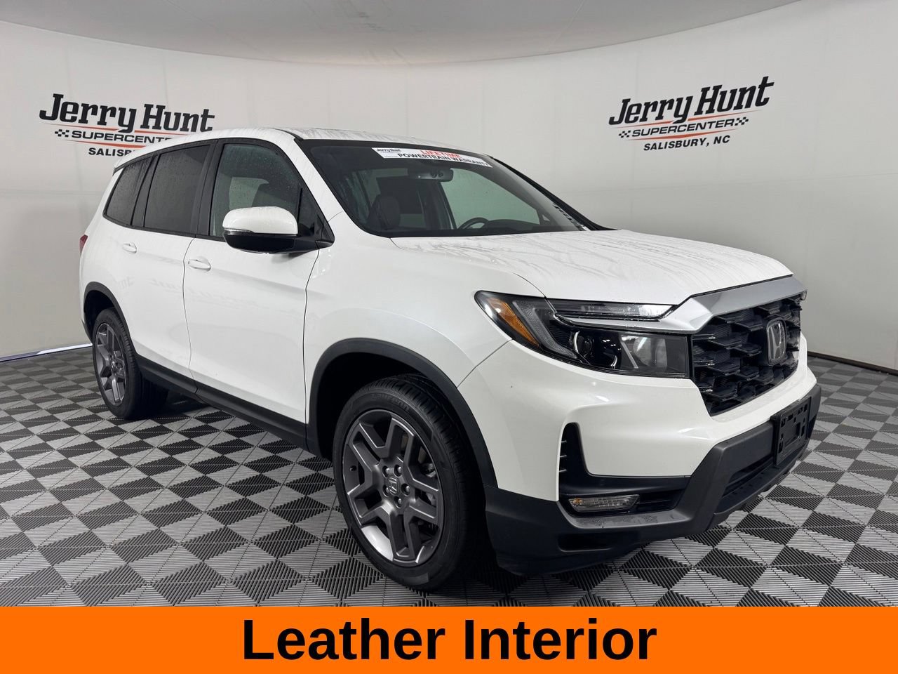 Used 2023 Honda Passport EX-L image 6