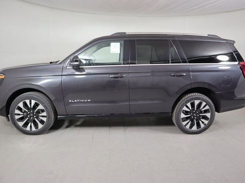New 2025 Ford Expedition Platinum w/ Driver's Package image 8