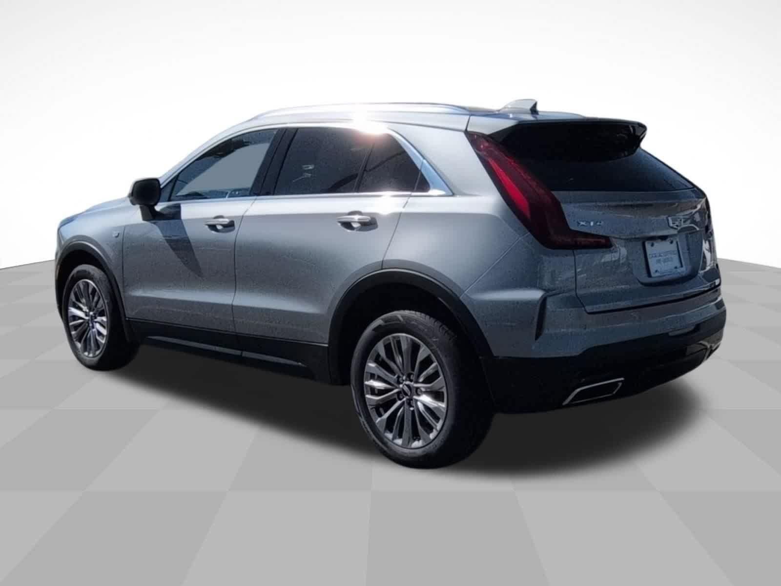 Certified 2025 Cadillac XT4 Premium Luxury FWD image 7