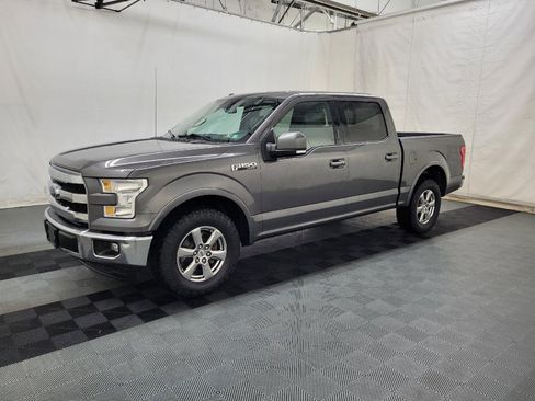 Used 2017 Ford F150 Lariat RWD image 2