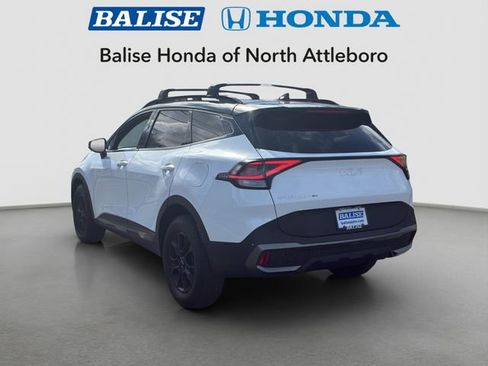 Used 2024 Kia Sportage X-Pro image 3