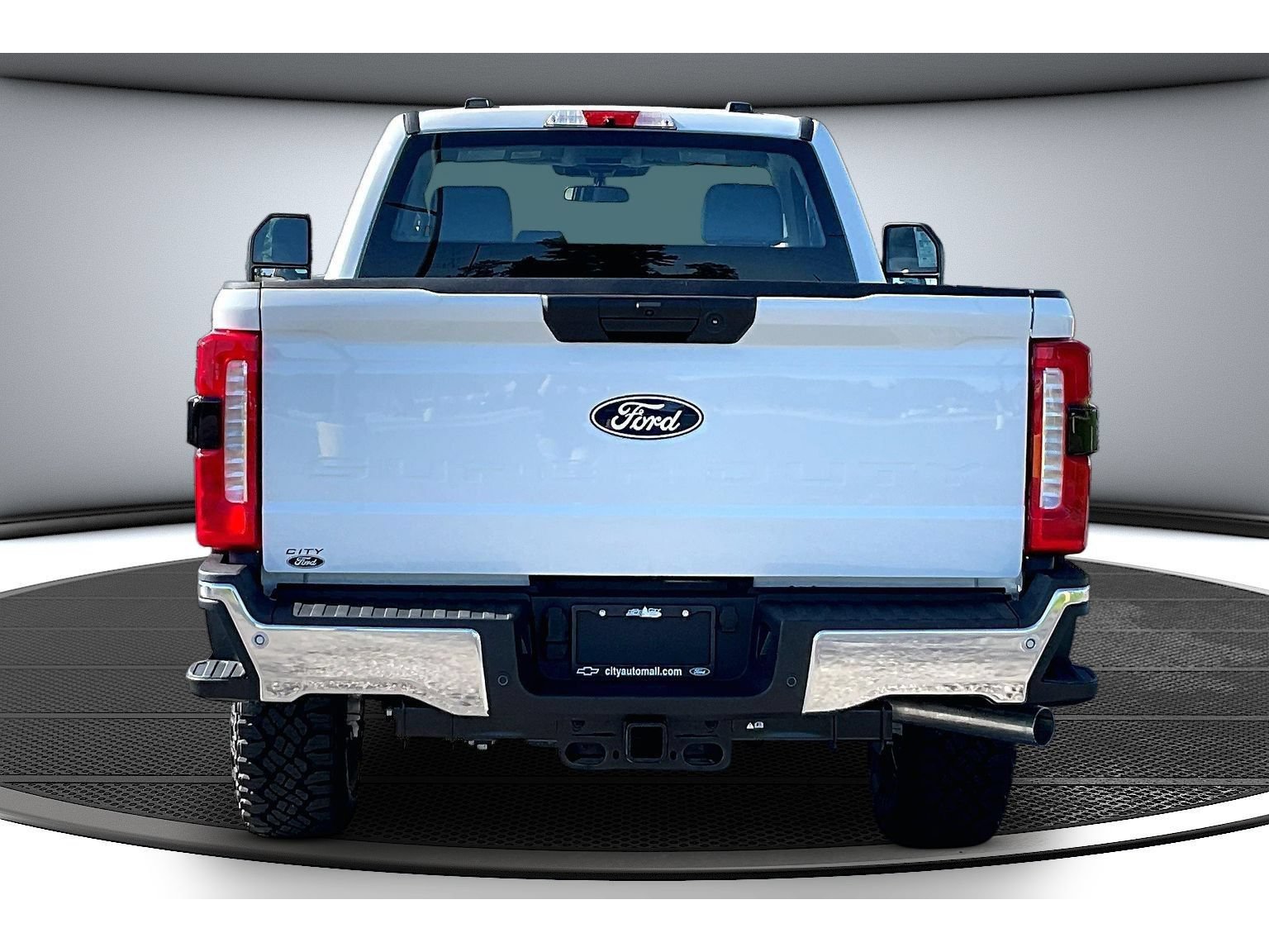 New 2027 Ford F350 XL w/ 360-Degree Camera Package AWD/4WD image 4