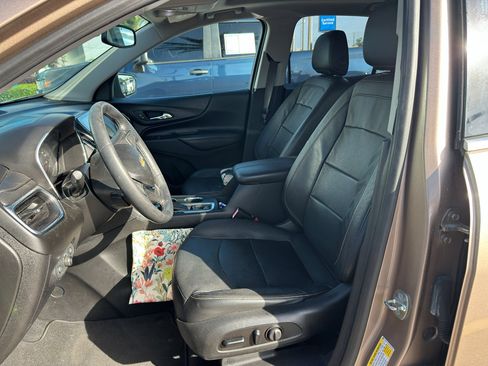 Used 2019 Chevrolet Equinox Premier image 6