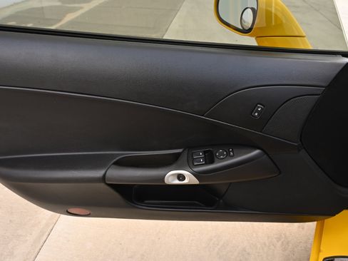 Used 2008 Chevrolet Corvette Coupe image 21