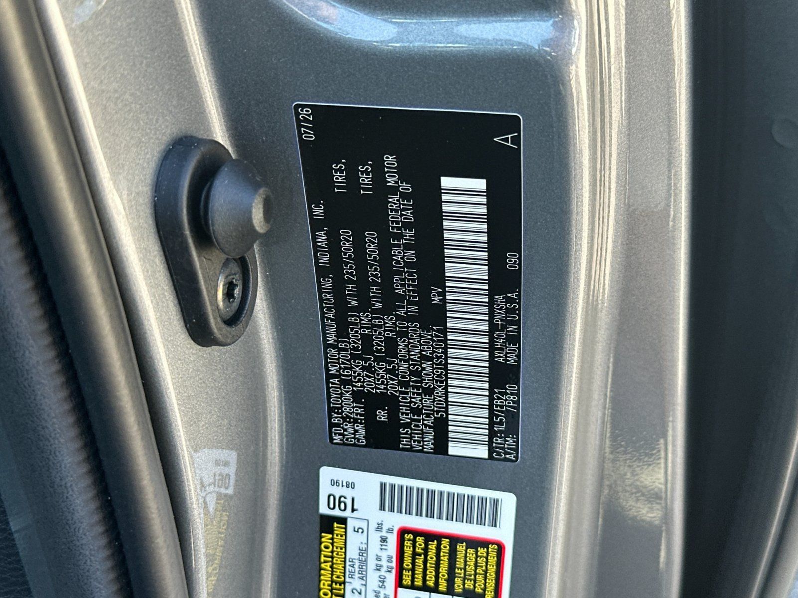 Used 2026 Toyota Sienna XSE FWD image 32