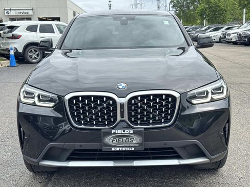 Used 2022 BMW X4 xDrive30i w/ Premium Package 2 AWD/4WD image 2