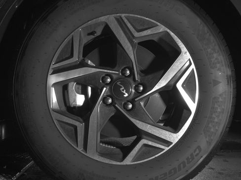 Used 2025 Kia Sportage LX image 12