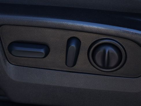 Used 2022 Chevrolet Silverado 2500 Custom w/ Gooseneck/5TH Wheel Package image 22