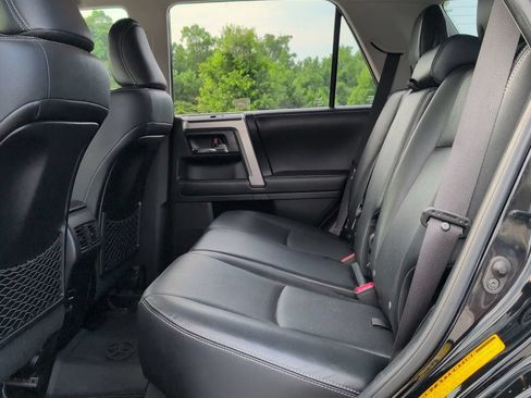 Used 2018 Toyota 4Runner Limited AWD/4WD image 25