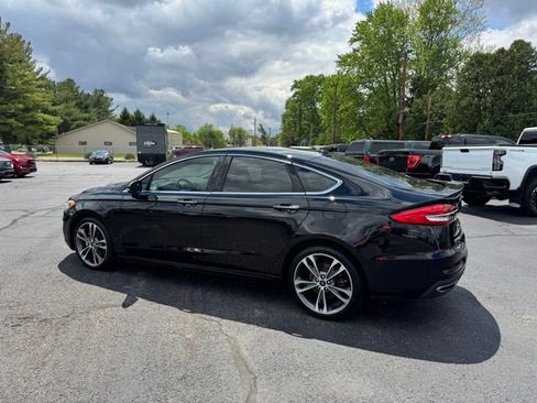 Used 2020 Ford Fusion Titanium AWD/4WD image 15