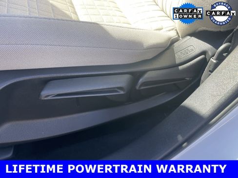 Used 2025 Honda HR-V LX image 11