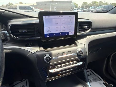 Certified 2020 Ford Explorer XLT w/ Equipment Group 202A AWD/4WD image 19