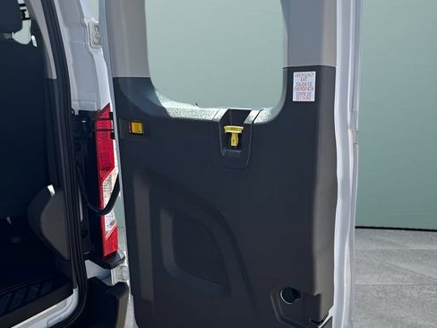 Used 2023 Ford Transit 350 XLT RWD image 14