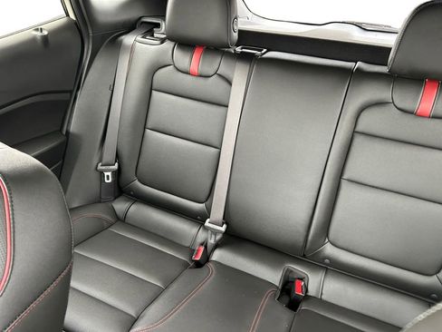 Used 2026 Chevrolet Trax RS w/ Sunroof Package image 7