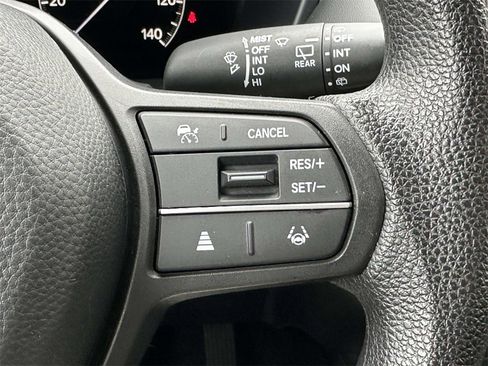Used 2023 Honda HR-V LX image 17