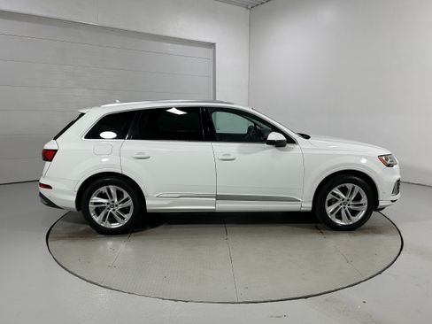 Used 2020 Audi Q7 3.0T Premium Plus AWD/4WD image 39