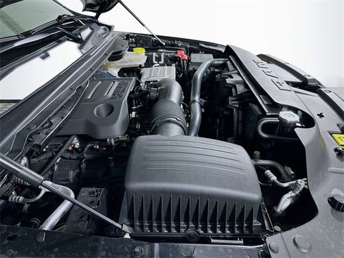 New 2026 RAM 1500 4x4 Crew Cab image 19