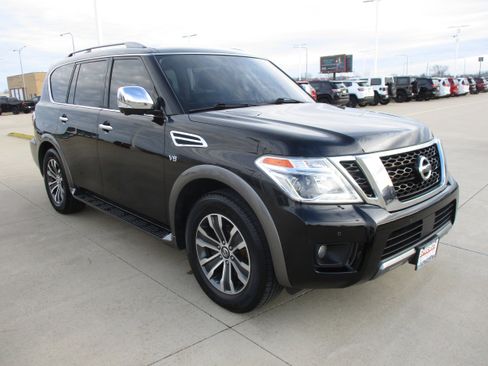Used 2020 Nissan Armada SL w/ Premium Package image 7