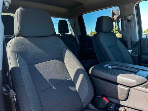 Used 2022 Chevrolet Silverado 1500 Custom image 22