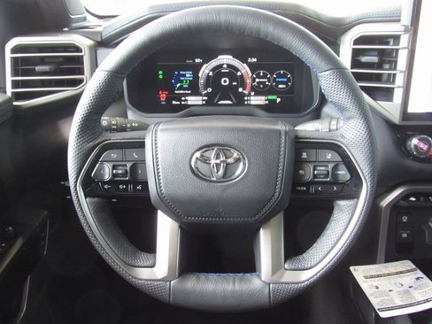 New 2026 Toyota Sequoia Platinum image 29