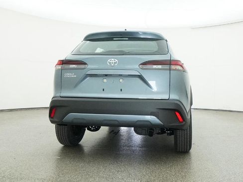 New 2026 Toyota Corolla Cross L image 33