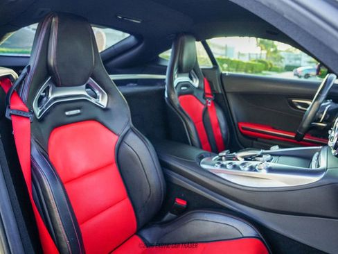 Used 2019 Mercedes-Benz AMG GT Coupe image 32