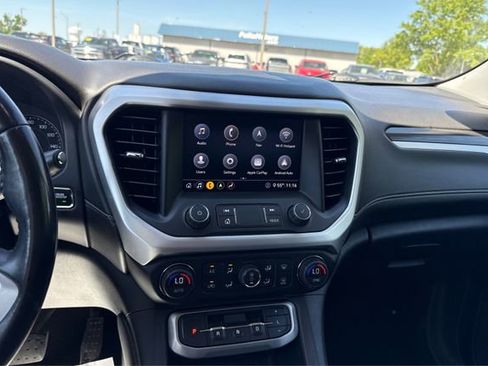 Used 2020 GMC Acadia SLT w/ Premium Package FWD image 13
